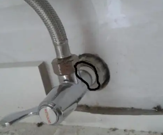 双鸭山水管维修多少钱